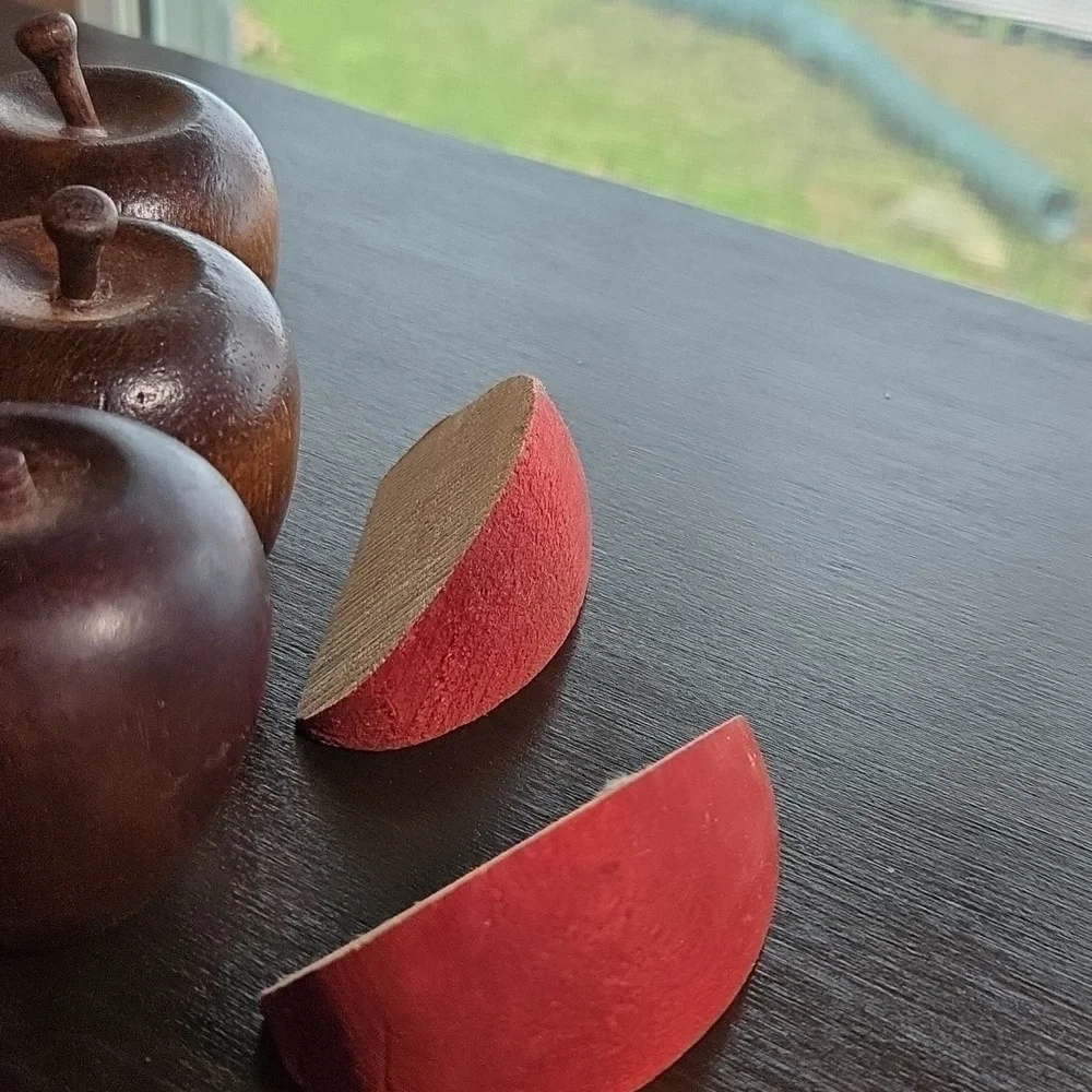 Wood Apples In Picket Fence Design Basket